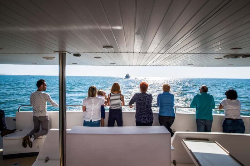 Le Grau-du-Roi - Sea trip to meet the fishing trawlers - Frequently Asked Questions (FAQs)
