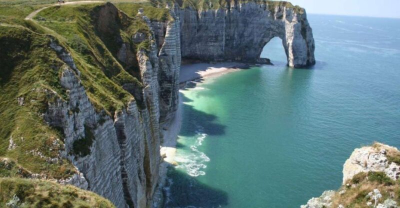 Le Havre to Etretat & Honfleur : Small Group Private Tour - Who Should Consider This Tour?