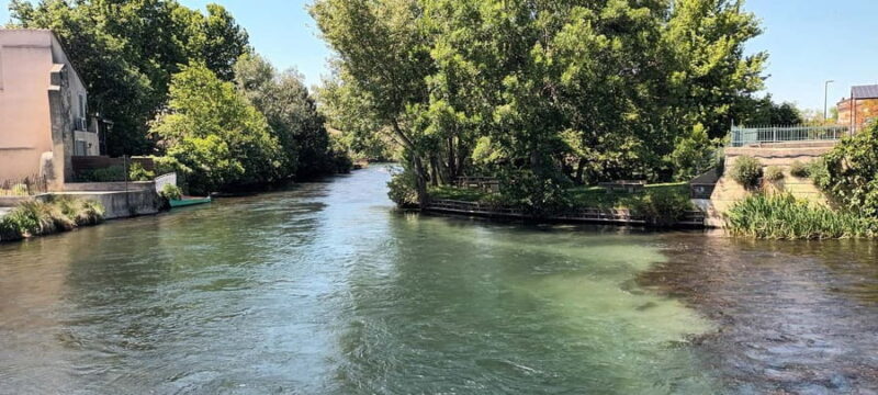 Le Thor and L'isle Sur La Sorgue: Electric bike tours - Exploring Provence on Two Wheels: A Deep Dive into the Electric Bike Tour