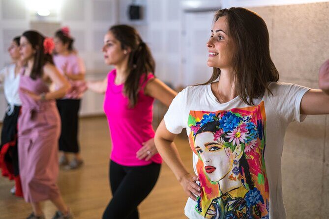 Learn Rumbas or Sevillanas in 90 minutes - Gift Flower - Who Should Book This Experience?