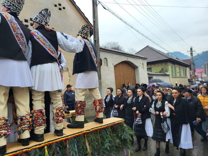 Learning toghether Transylvanian dances in Sibiu - Learning Together: Transylvanian Dances in Sibiu — A Cultural Journey