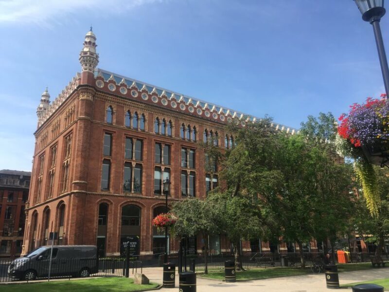 Leeds: 2-Hour Highlights Walking Tour - Authentic Experiences and Insights from Reviews