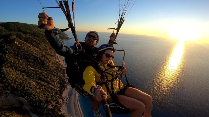 Lefkada paragliding tandem flighs/ Kathisma beach - Authenticity and Safety: Setting Real Expectations
