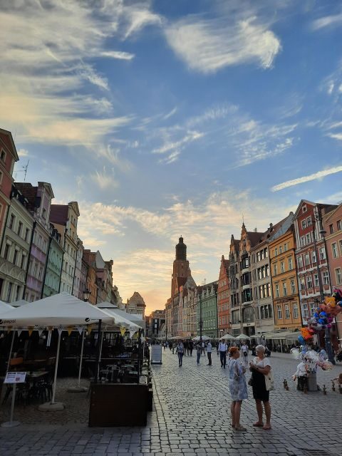Legends of Old Town 1 Hour Walking Tour in Wroclaw (English) - Key Points