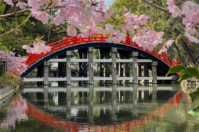 Legends of Sumiyoshi Taisha Shrine with Japanese Drink in Osaka - Key Points