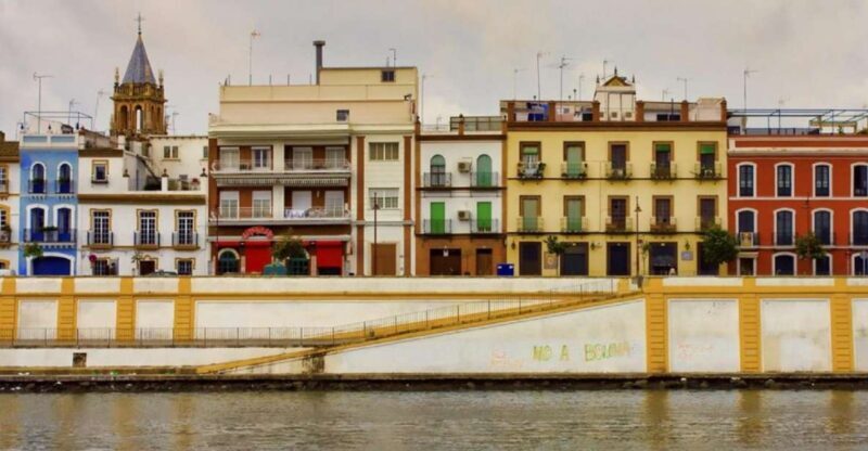 Legends of Triana Walking Tour in Spanish - Summary: Why Choose This Tour?