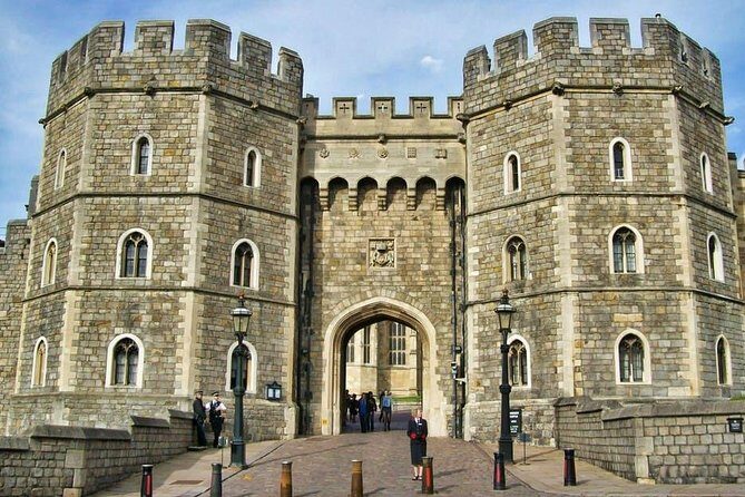 LEGOLAND® and Windsor Castle Independent Full Day Private Tour - In-Depth Look at the Tour Experience