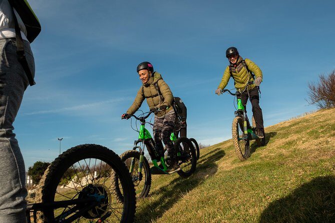Leisure ride on an electric scooter - A Scenic and Informative Ride in the Landes Region