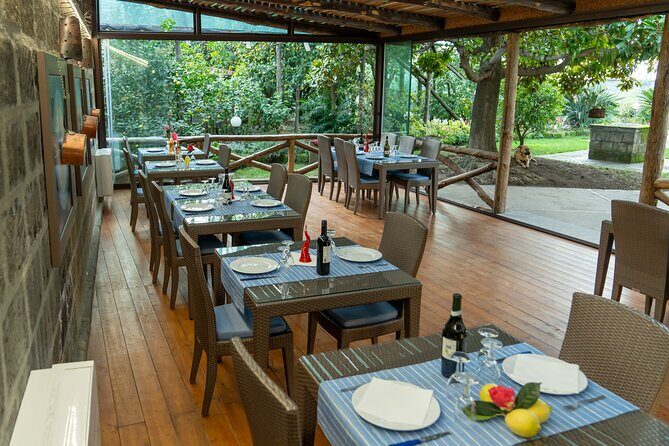 LEMO' Restaurant tasting Experience - The Location and Its Atmosphere