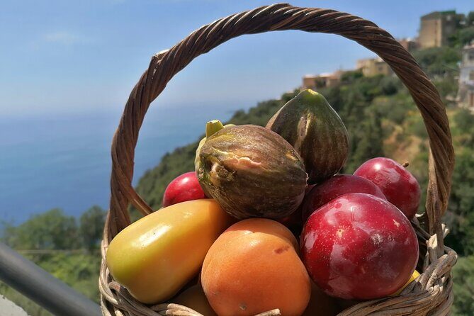 Lemon & sea food cooking class at local's home - A True Taste of Positano: Lemon & Sea Food Cooking Class at a Local’s Home