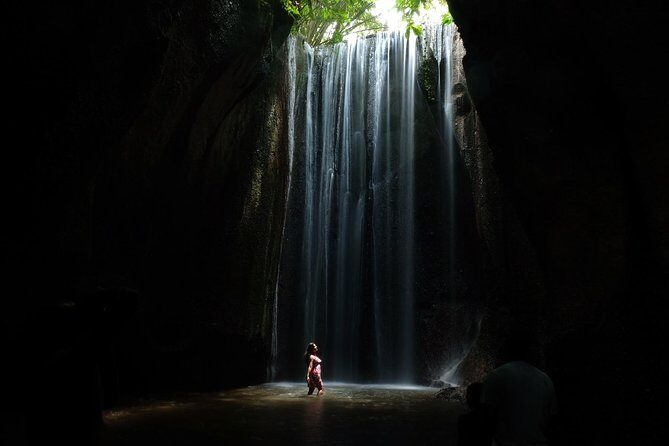 Lempuyang Heaven Gate ,water Palace and Tukad Cepung waterfall Tour - Who Is This Tour Best For?