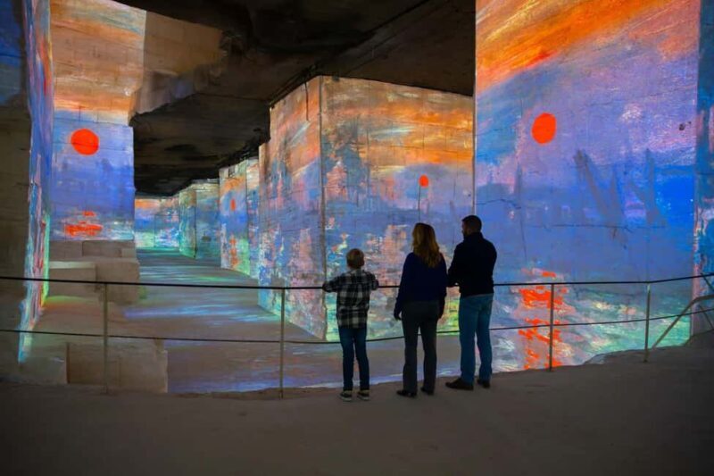 Les Baux-de-Provence: Carrières des Lumières entry ticket - Key Points