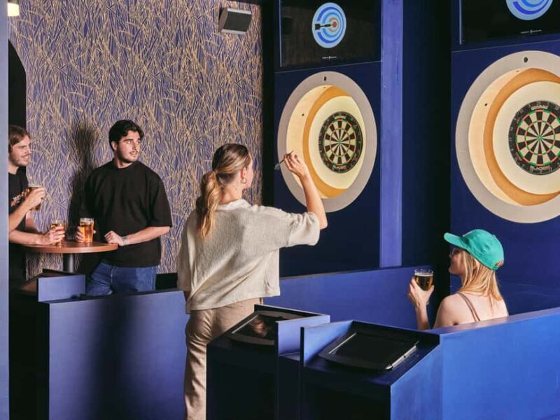 Les Petites Flèches: the only interactive Dart Bar in Paris! - In-Depth Review of the Experience
