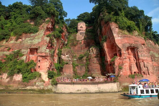 Leshan Giant Buddha day tour with tea Tasting Terrace view - Exploring the Leshan Giant Buddha Day Tour with Tea Terrace Views