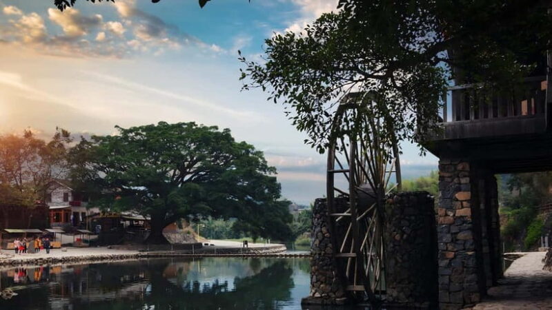 Leshan Giant Buddha & Huanglongxi Ancient Town Day Tour - Who Would Love This Tour?