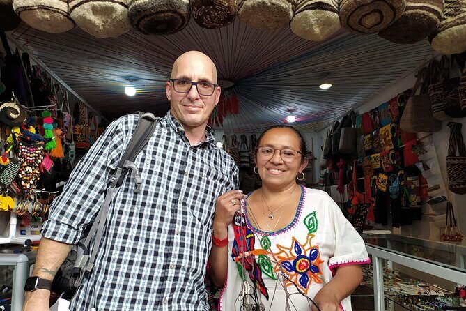 Let's learn Colombian ancestral wisdom with the traditional bag workshop - Practical Details and What It Means for You