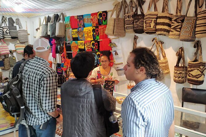 Let's learn Colombian ancestral wisdom with the traditional bag workshop - Who Should Consider This Workshop?