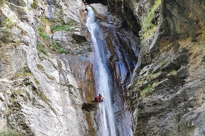 Level 1 Canyoning: Vione torrent with canyoning guide - FAQ About the Vione Torrent Canyoning Tour