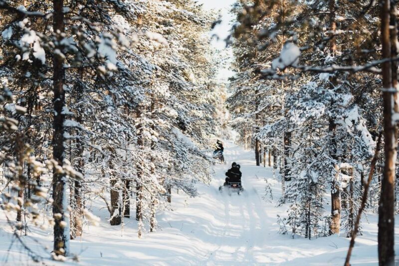 Levi: 3 Hour Snowmobile Safari Around Levi with Coffee Break - FAQ