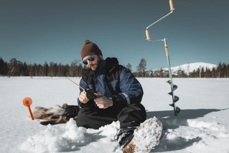 Levi: Finnish Ice Fishing Tour by Car - A Practical Guide to the Levi Finnish Ice Fishing Tour