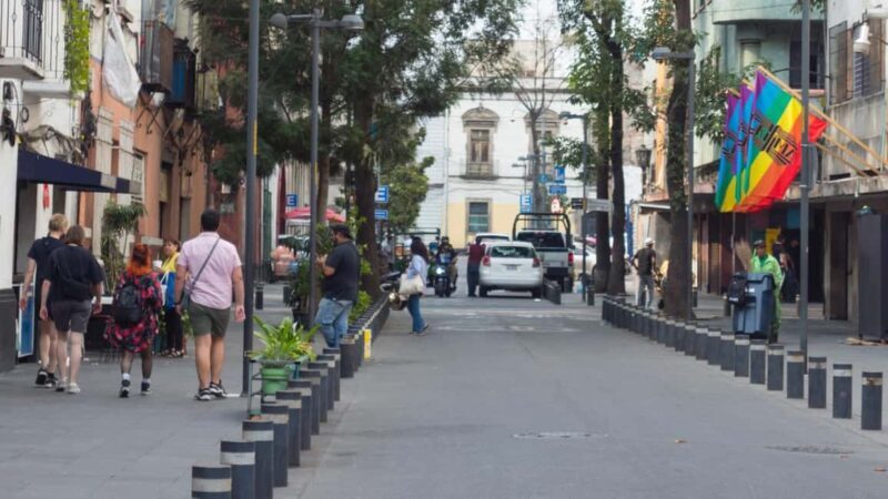 LGBTQ Walking Tour - MxCity for the Girls, Gays & They's - A Closer Look at the LGBTQ Walking Tour in Mexico City