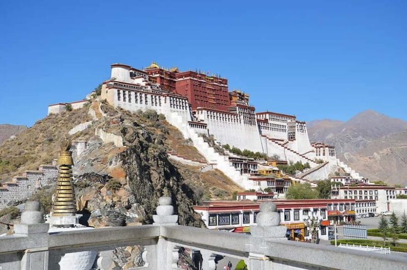 Lhasa: 4-Day Guided Tour with Monasteries and Palaces - Exploring the Heart of Tibet: A Detailed Review