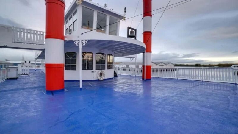 Liberty Belle NYC New Year's Eve Party - Who Would Enjoy This Experience?