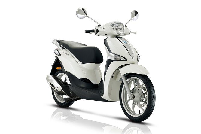 Liberty scooter rental Piaggio 50cc (4T) Paris - Is This Scooter Rental Right for You?