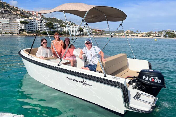 License free boat rental around the coast of santa ponsa - Key Points