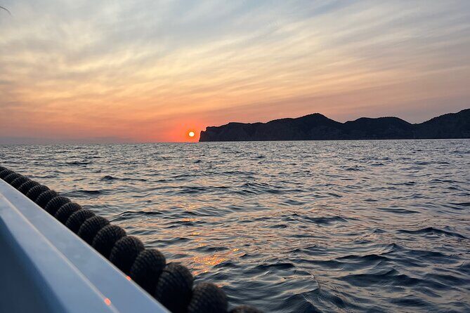 License free boat rental around the coast of santa ponsa - Practical Tips for Booking and Enjoying Your Trip