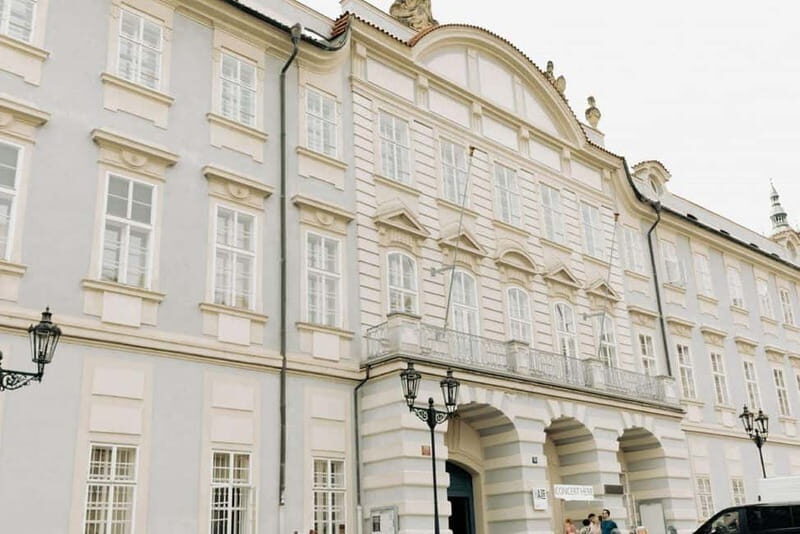LIECHTENSTEIN PALACE - GALA CONCERTS - Discover the Magic of the Liechtenstein Palace Gala Concerts