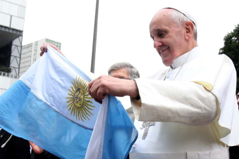 Life of Pope Francis in Buenos Aires Private Tour - Key Points