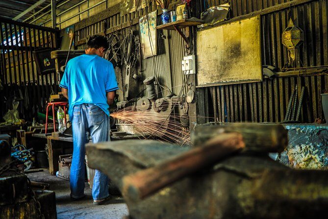 LIFECYCLING - Half Day City Bike Tour - An In-Depth Look at the LIFECYCLING Half-Day City Bike Tour