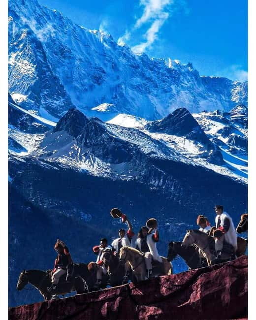 Lijiang: Yulong Snow Mountain, Blue Moon Valley & Show - A Cultural Interlude with Impression Lijiang