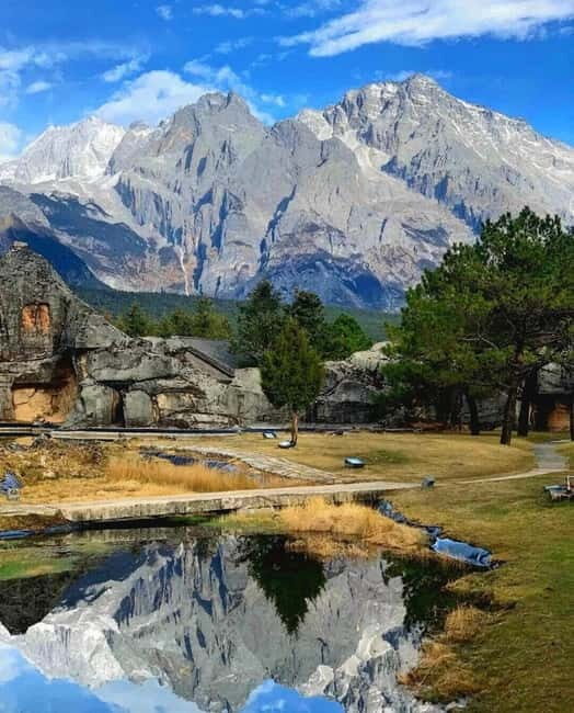 Lijiang: Yulong Snow Mountain, Blue Moon Valley & Show - Ascending Yulong Snow Mountain