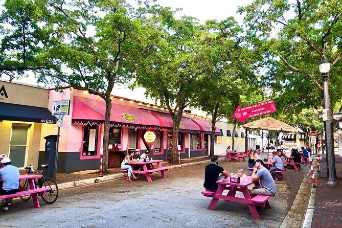 Lil Bahamas Coconut Grove Tour - Exploring Coconut Grove: An Insider’s Look at the Lil Bahamas Tour