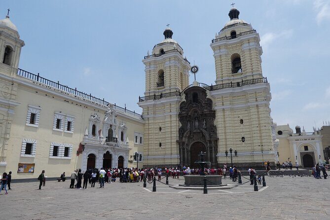 Lima Airport Transfers: Jorge Chavez Airport LIM to Lima City in Standard Car - Key Points