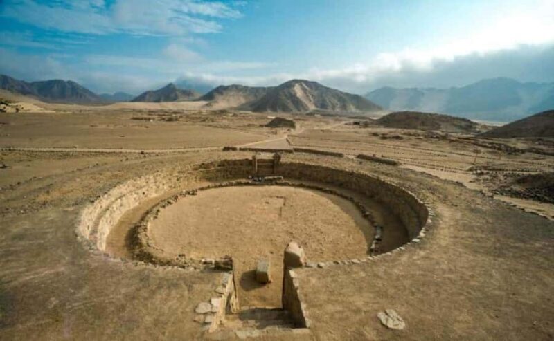 Lima: Full day City of Caral | Entrance - Group service | - Key Points