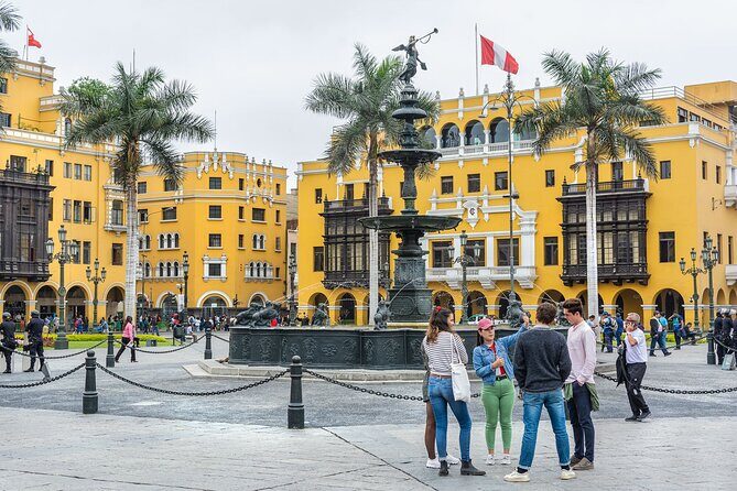 Lima Half-Day Tour: Historic Center & Miraflores Small Group - Key Points
