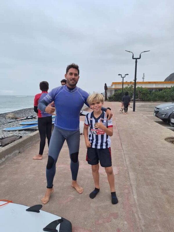 Lima: Surfing Classes with Instructor - Key Points