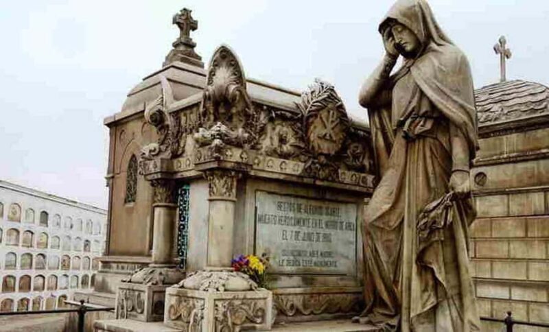 Lima: Terror Tour Horror at Presbítero Maestro Cemetery - The Value of the Tour