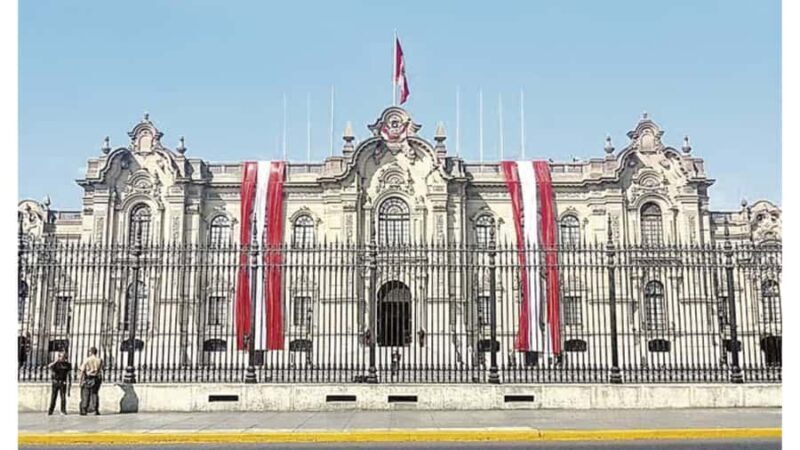 LIMA WALKING TOUR CATACOMBS FROM MIRAFLORES, HISTORICAL CENTER, WINES+BUS - Discover Lima in a Full-Day Guided Tour That Combines History, Culture, and Authentic Flavors