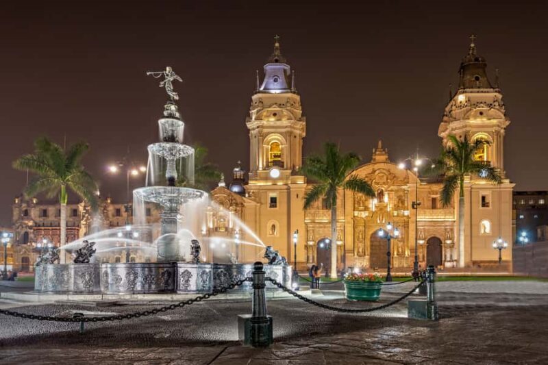 Lima: Water Magic Circuit, Downtown and Catacombs Night Tour - Key Points