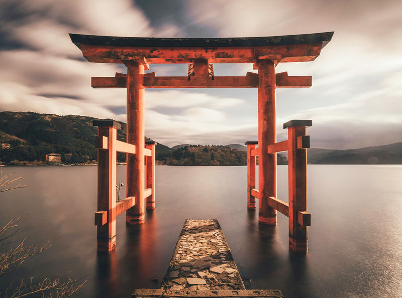Limited Fireworks Departing from Tokyo: Atami Fireworks Festival & Hakone Shrine One-Day Tour - Who should take this tour?