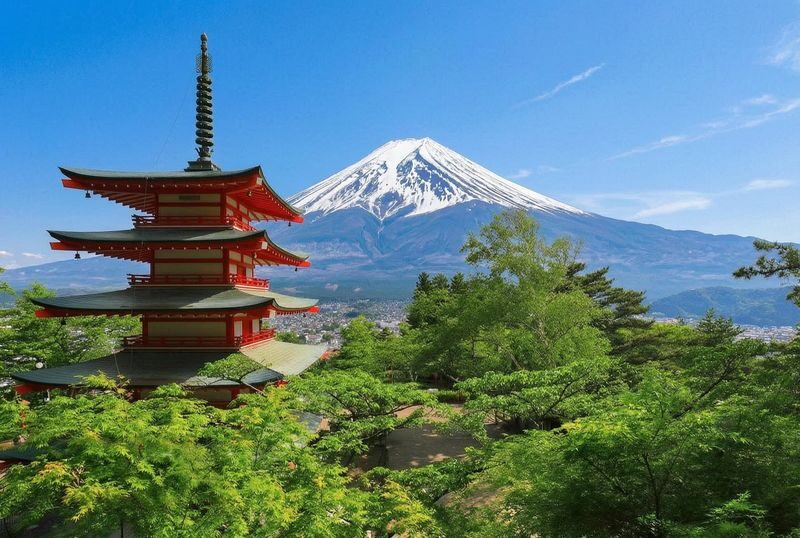 Limited-time Special: Mount Fuji Internet-famous Scenic Spot Day Tour | Departing from Tokyo - Arakurayama Sengen Park and its famous pagoda