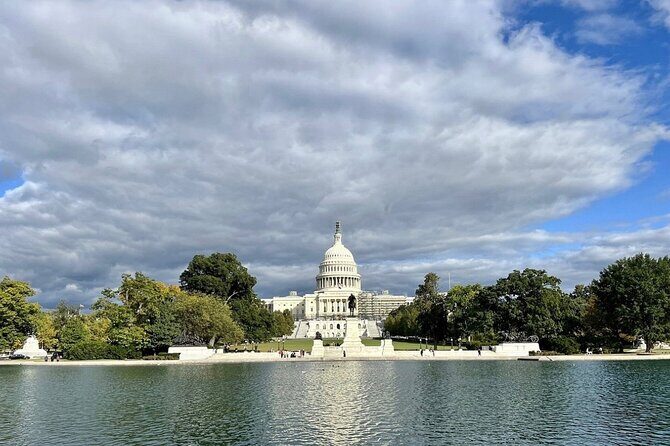 Limousine Service Tour in Washington DC - Exploring Washington DC in Style: An In-Depth Review