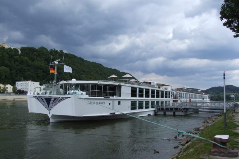 Linz: Private Day Trip to Cesky Krumlov - FAQ