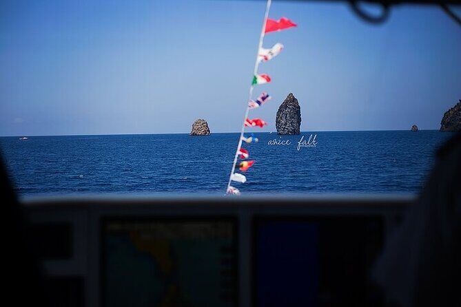 Lipari Volcano Sciara By Day - What to Expect on the Boat and During the Day