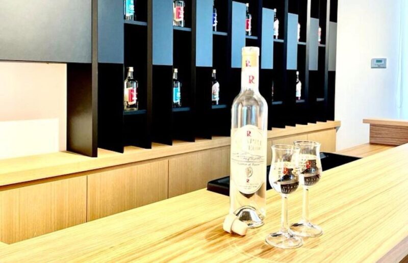 Liquor tasting on Etna - The Sum Up