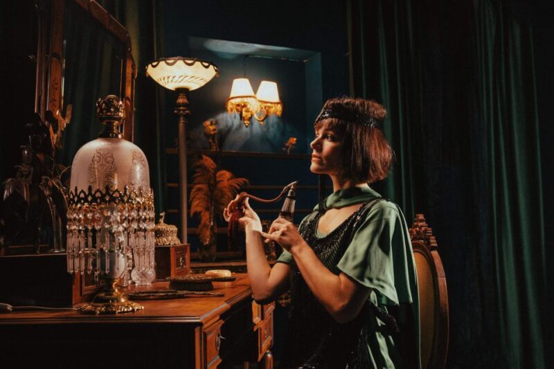 Lisboa - A Morte do Corvo, new immersive theatre, not spoken - Lisbon’s Unique Immersive Theatre: A Morte do Corvo